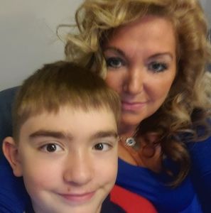 Meet your Posher, Suzanne